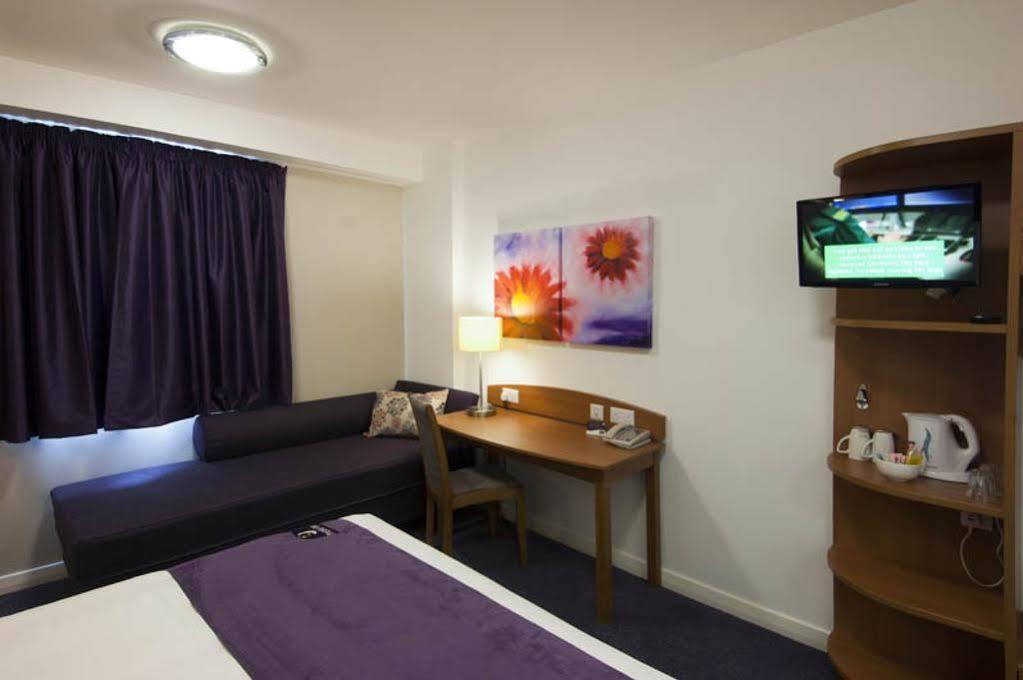 Premier Inn Bradford Central Exterior foto