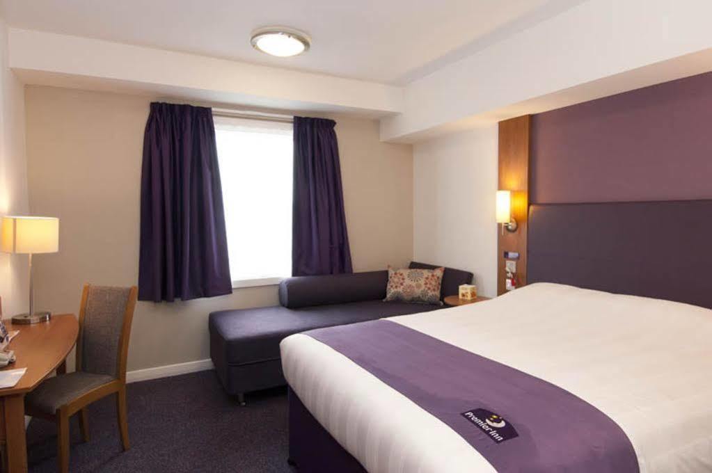 Premier Inn Bradford Central Exterior foto